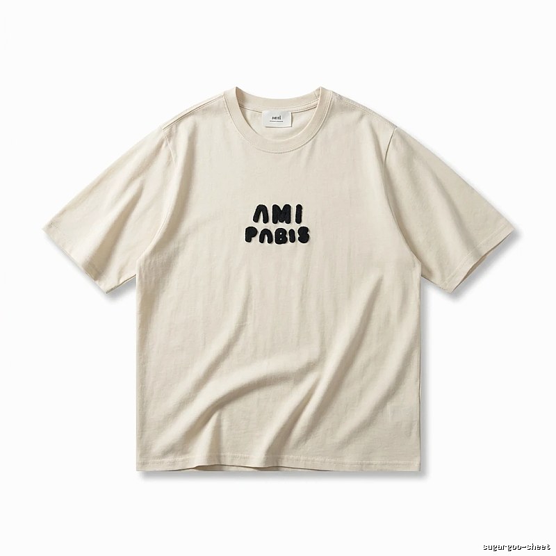 AMI Paris minimalist style beige T-shirt