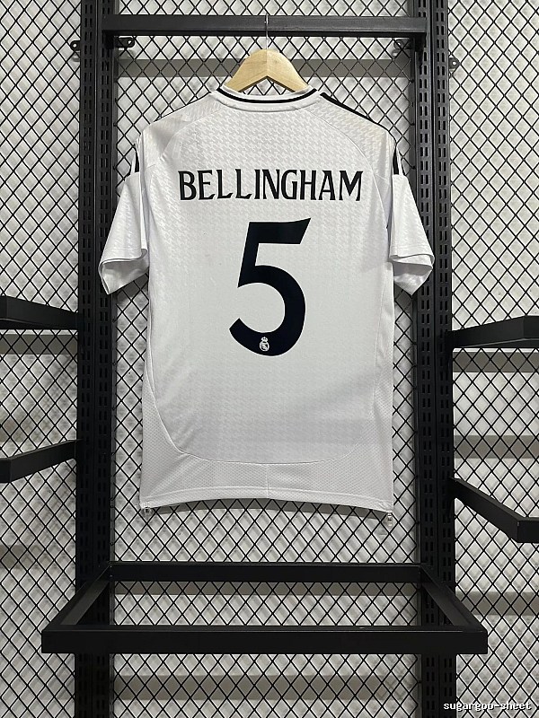 Real Madrid Daily Home soccer jersey White Real Madrid for City Outfits Select Edition